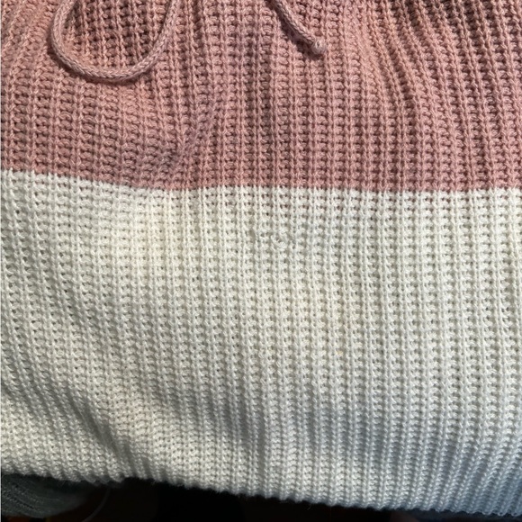 Tri color sweater - Picture 5 of 5